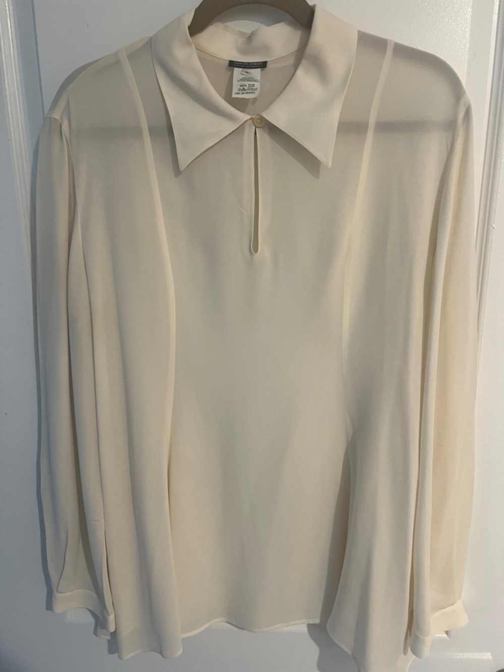 Giorgio Armani Ivory Long-Sleeve Silk Blouse with Point Collar